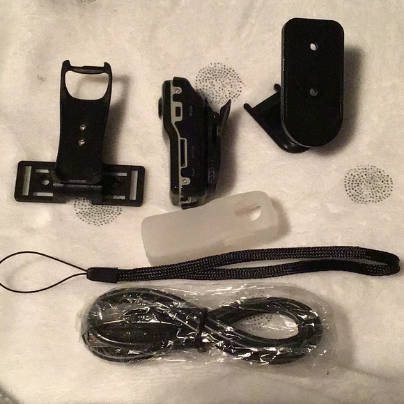 Currently the Worlds Smallest Camcorder/Mini DV - Picture 4 of 8